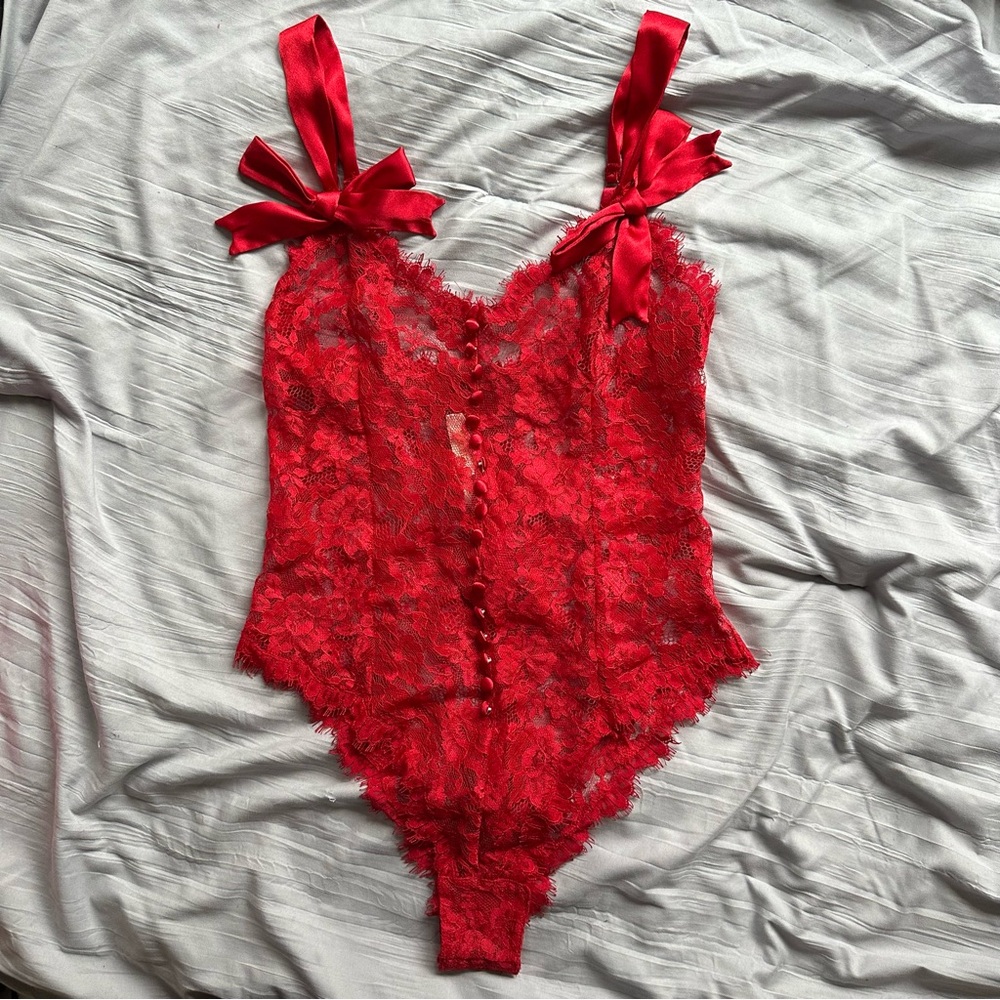 (SOLD) Vintage Victoria’s Secret Gold Label Red Lace Teddy